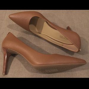 Michael Kors Pumps